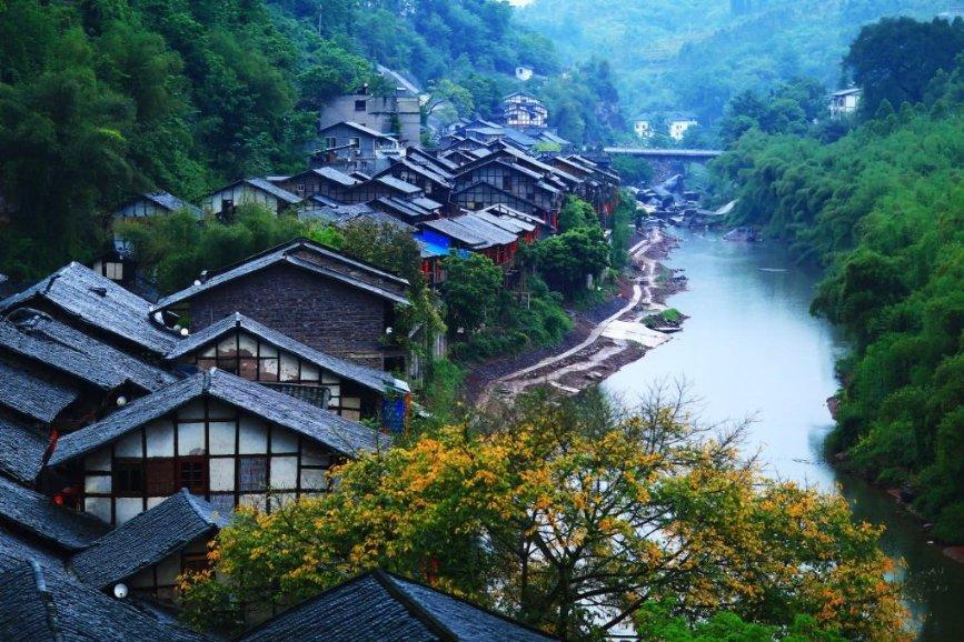 跳动的旋转球